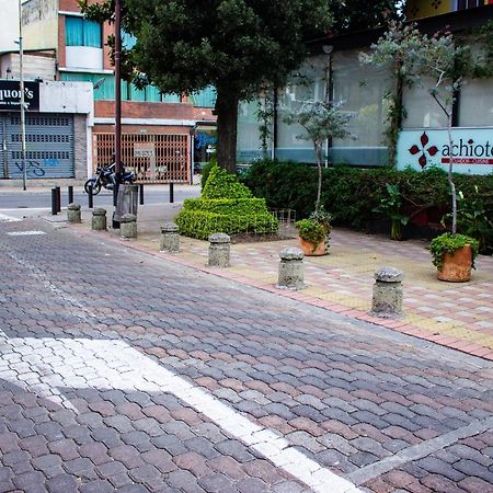 Hostal Loro Verde كويتو المظهر الخارجي الصورة