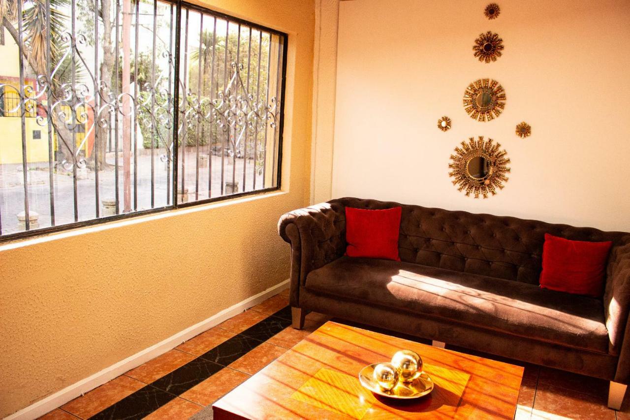 Hostal Loro Verde كويتو المظهر الخارجي الصورة